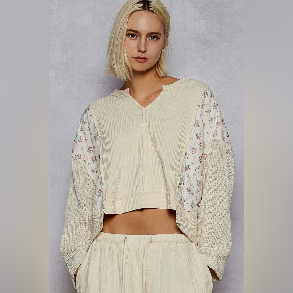 POL Cream Cropped Knit Top with Floral Paneling